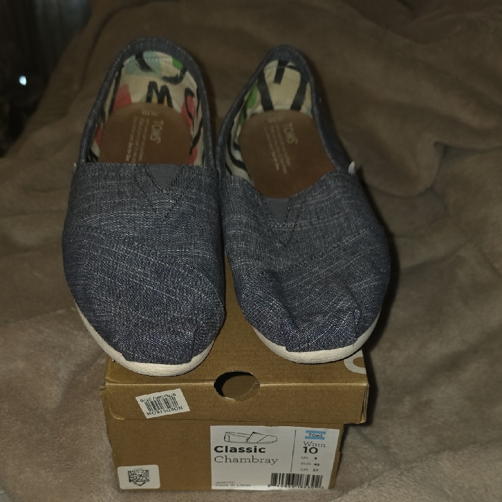 TOMS classic Chambray Women's 10